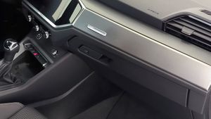 Audi Q3 35 Tdi 150 Cv Stronic Black Line Edition  - Foto 17