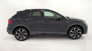 Audi Q3 35 Tfsi 150 Cv Stronic Black Line  - Foto 3