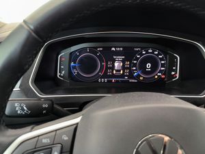 Volkswagen Tiguan 2.0 Tdi 150 Cv Life  - Foto 14