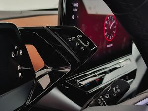 Volkswagen Id.5 Pro Performance 150 Kw 204 Cv 77 Kwh Automatico 1 Vel.  - Foto 12