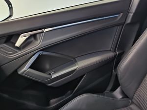 Audi Q3 35 Tfsi 150 Cv Stronic Black Line  - Foto 17