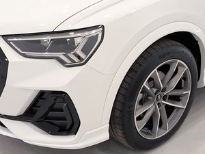 Audi Q3 Black Line Edition 35 Tfsi 110150 Kwcv S Tronic  - Foto 6