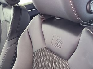 Audi Q3 Black Line Edition 35 Tfsi 110150 Kwcv S Tronic  - Foto 14