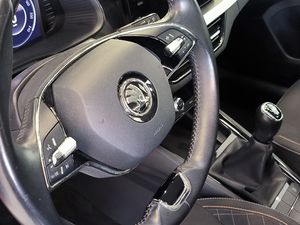 Skoda Kamiq 1.0 Tsi 95 Cv Ambition  - Foto 11