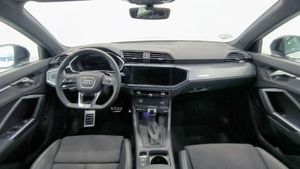 Audi Q3 35 Tfsi 150cv Stronic Black Line  - Foto 7