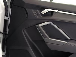 Audi Q3 35 Tfsi 150cv Stronic Black Line  - Foto 15