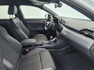 Audi Q3 35 Tfsi 150cv Stronic Black Line  - Foto 9