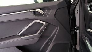 Audi Q3 35 Tfsi 150cv Stronic Black Line  - Foto 13