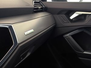 Audi Q3 35 Tdi 150 Cv S Tronic Black Line  - Foto 15