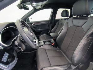 Audi Q3 35 Tdi 150 Cv S Tronic Black Line  - Foto 11