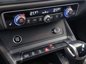 Audi Q3 35 Tdi 150 Cv S Tronic Black Line  - Foto 14