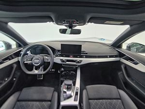 Audi A4 Avant 35 Tdi 163 Cv S Tronic Black Line  - Foto 7