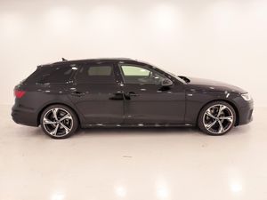 Audi A4 Avant 35 Tdi 163 Cv S Tronic Black Line  - Foto 3