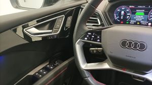 Audi Q4 E-tron Sportback Black Line Edition  - Foto 13