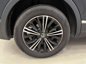 Volkswagen Tiguan Life 1.5 Tsi 150 Cv  - Foto 8