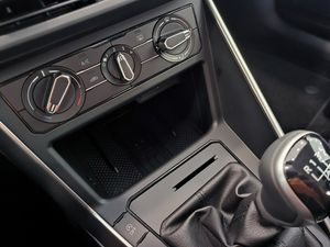 Volkswagen Polo 1.0 Tsi 95 Cv Match  - Foto 17