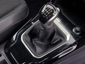 Volkswagen T-roc Dark Line 2.0 Tdi 115 Cv  - Foto 15