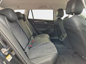 Volkswagen Passat Business 1.5 Tsi Ehybrid 272 Cv  - Foto 17