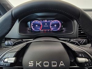 Skoda Karoq Sportline 1.5 Tsi 150 Cv Dsg  - Foto 15