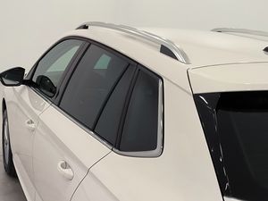 Skoda Kamiq 1.0 Tsi 115 Cv Selection  - Foto 19