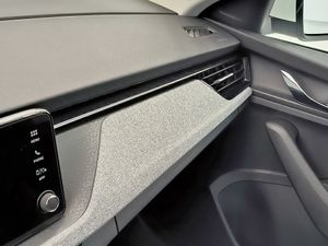 Skoda Kamiq 1.0 Tsi 115 Cv Selection  - Foto 15