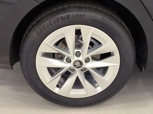 Skoda Octavia 1.5 Tsi M-hev 150cv Dsg  - Foto 8