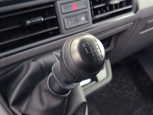 Volkswagen Crafter 30 Furgon Batalla Media L3h2 2.0 Tdi Fwd  - Foto 14