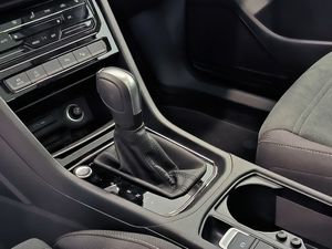 Volkswagen Touran R-line 2.0 Tdi 150 Cv Dsg  - Foto 11