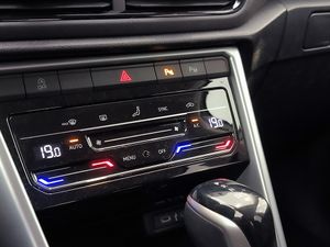 Volkswagen T-roc 2.0 Tdi 150 Cv Dsg Life  - Foto 17