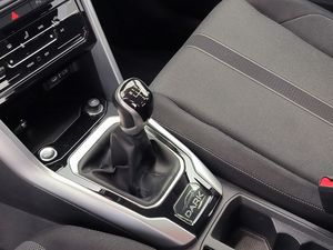 Volkswagen T-roc 2.0 Tdi 150 Cv Dark  - Foto 18