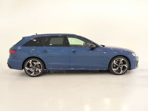 Audi A4 Avant 35 Tdi 163 Cv Stronic Black Limited  - Foto 3
