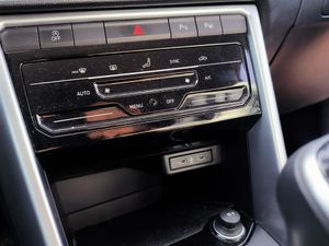 Volkswagen T-roc 1.0 Tsi 110 Cv Life  - Foto 20