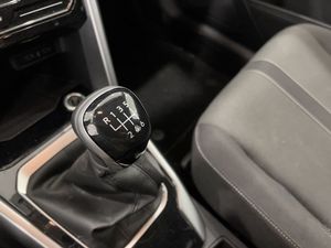 Volkswagen T-roc 1.0 Tsi 110 Cv Life  - Foto 17