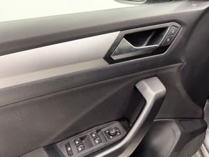 Volkswagen T-roc 1.0 Tsi 110 Cv Life  - Foto 13