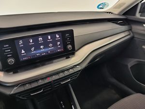 Skoda Octavia 1.0 Tsi 110 Cv Dsg Ambition  - Foto 17