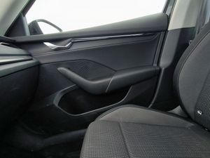 Skoda Octavia 1.0 Tsi 110 Cv Dsg Ambition  - Foto 14