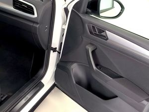 Volkswagen T-roc 2.0 Tdi 150 Cv Dark  - Foto 18