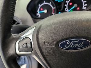 Ford Transit Courier 1.5t Dci 100cv Van  - Foto 16