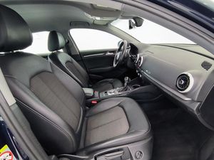 Audi A3 Sedan 35 Tfsi 150 Cv Stronic Desing  - Foto 9