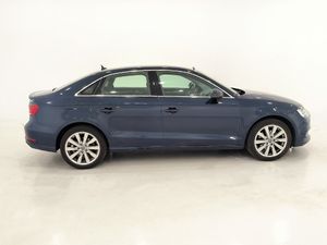 Audi A3 Sedan 35 Tfsi 150 Cv Stronic Desing  - Foto 3