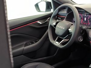 Skoda Kamiq 1.5 Tsi 150 Cv Dsg Monte Carlo  - Foto 20