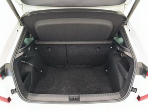 Skoda Kamiq 1.5 Tsi 150 Cv Dsg Monte Carlo  - Foto 8