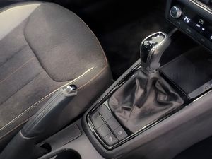 Skoda Kamiq 1.5 Tsi 150 Cv Dsg Style  - Foto 17