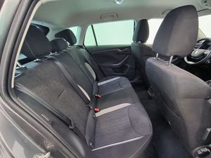 Skoda Kamiq 1.5 Tsi 150 Cv Dsg Style  - Foto 6