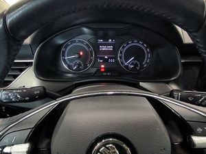 Skoda Kamiq 1.5 Tsi 150 Cv Dsg Style  - Foto 16