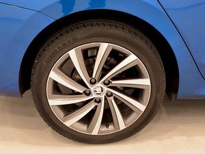 Skoda Octavia 2.0 Tdi 116 Cv Ambition  - Foto 7