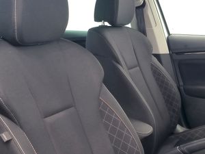 Skoda Kamiq 10 Tsi 110cv Ambition  - Foto 17