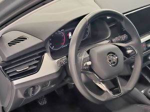 Skoda Kamiq 10 Tsi 110cv Ambition  - Foto 10