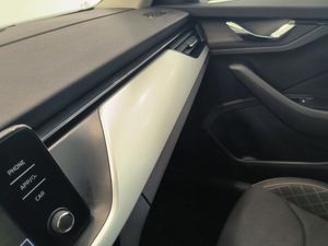 Skoda Kamiq 10 Tsi 110cv Ambition  - Foto 15