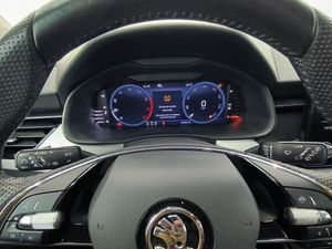 Skoda Kamiq 10 Tsi 110cv Ambition  - Foto 13